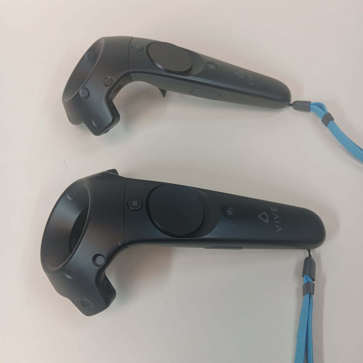 HTC Vive Pro Full Kit Standalone All-in-One VR Headset 2PU6100