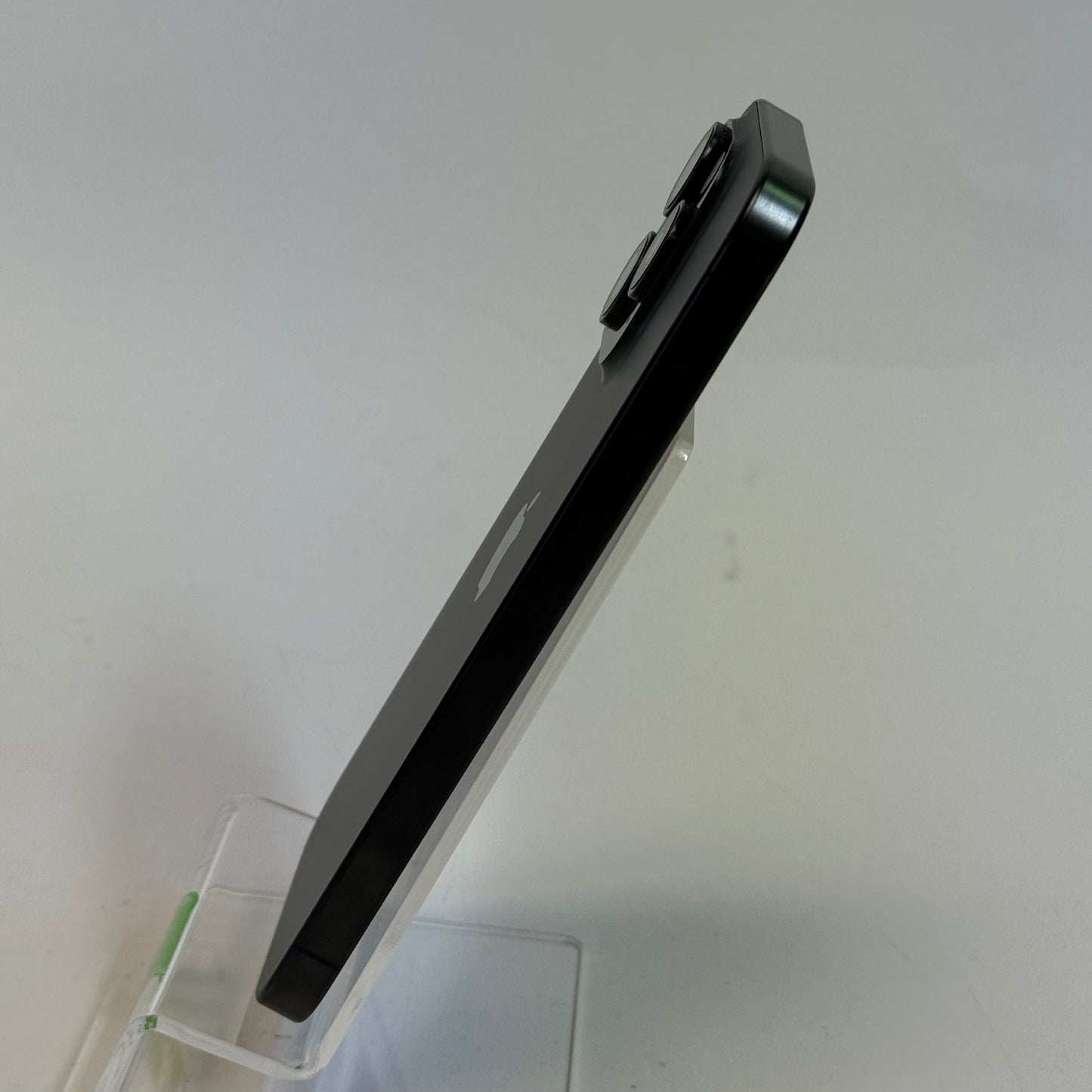 Unlocked Apple iPhone 15 Pro 128GB 18.5 Black MTQM3LL/A