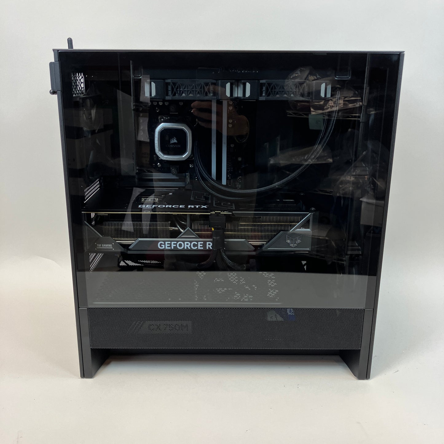 NZXT Ryzen 5 7600X 32GB RAM 1TB ASUS TUF Gaming GeForce RTX 4080 Liquid Cooled