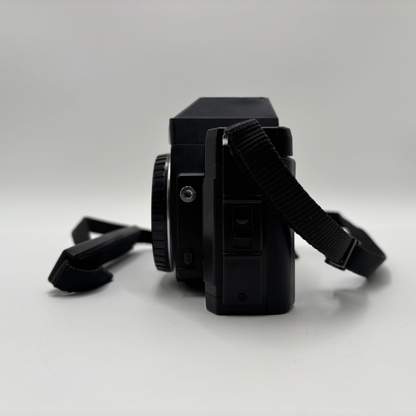 CHINON CP-7m 35MM Film Camera W/Kalimar 175A Flash Black