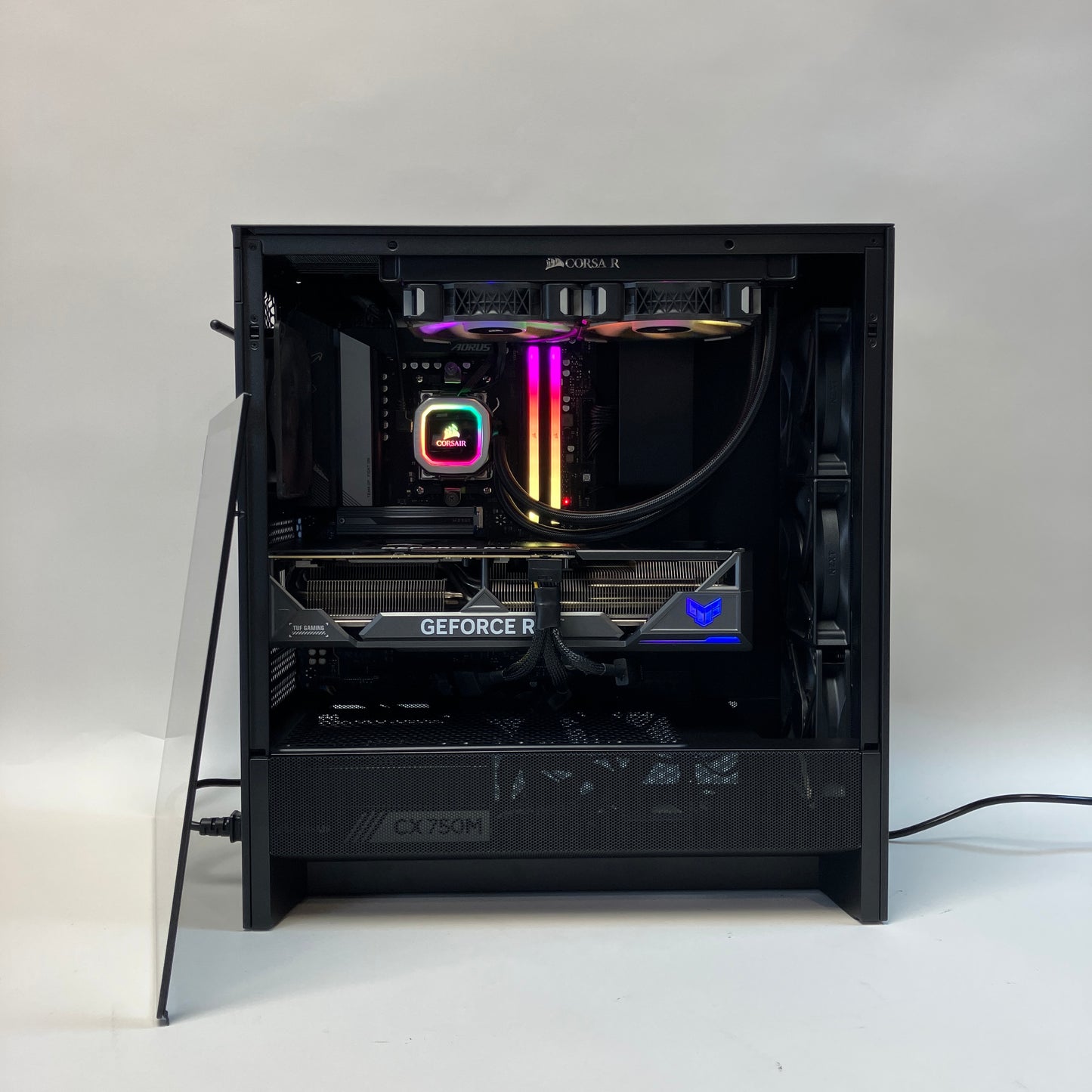 NZXT Ryzen 5 7600X 32GB RAM 1TB ASUS TUF Gaming GeForce RTX 4080 Liquid Cooled