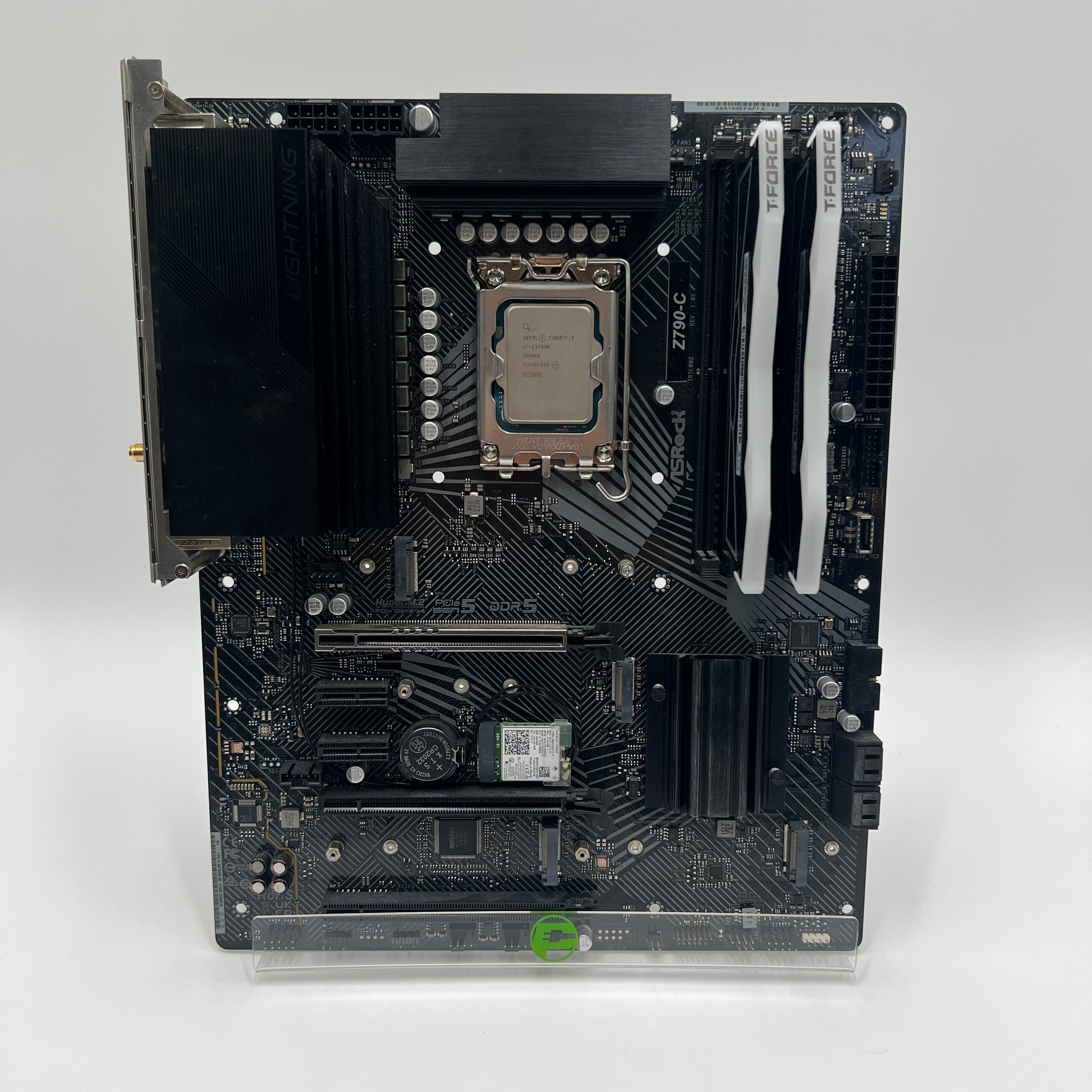 SALE 🧊ARK ANGEL 2.0🧊1440p/4k 7700x/9070XT/B850/32GDDR5
