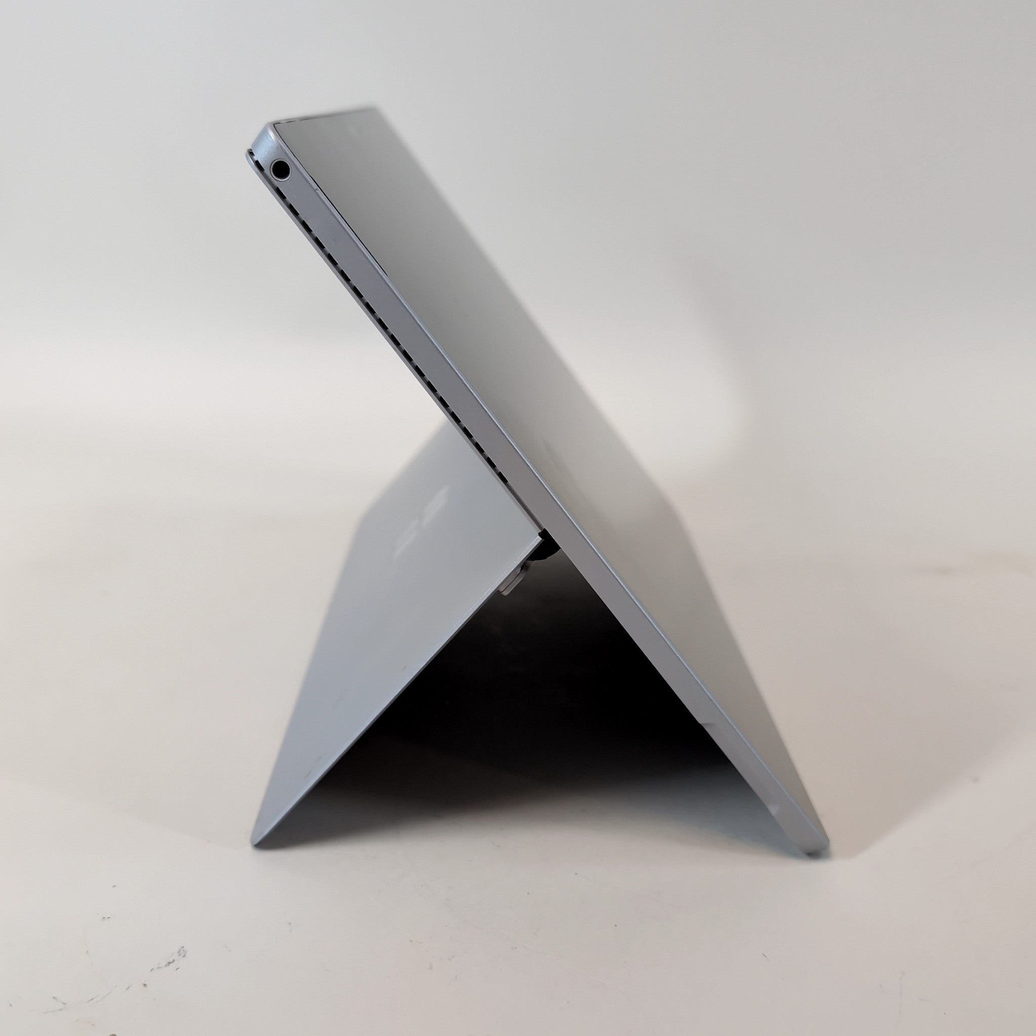 #742 Surface Pro 4 モデル1724 タブレット i5-6300 Refurbished: Microsoft Surface Pro 4 1724 - 12.3