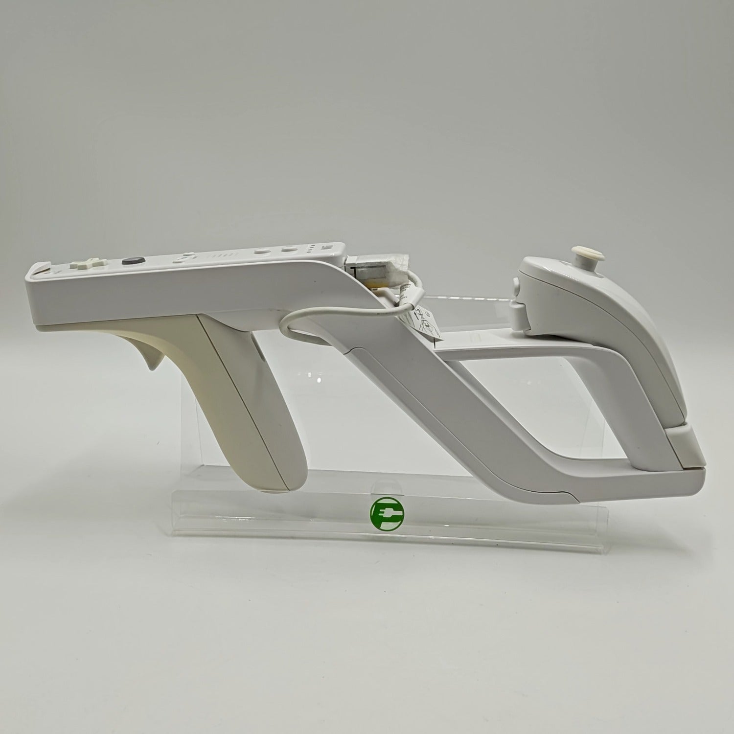 Wii Zapper with Link's Crossbow Training (Nintendo Wii, 2007 Wii Zapper with Link's Crossbow Training (Nintendo Wii, 2007