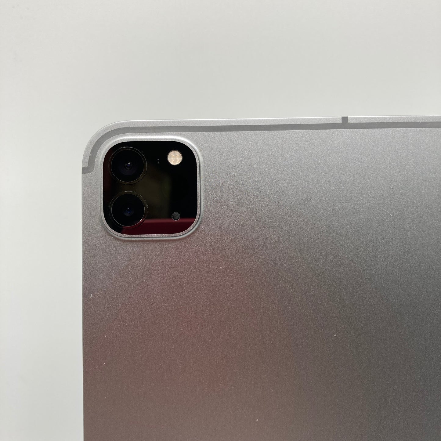 WiFi Only Apple iPad Pro 12.9" 6th Gen 256GB Space Gray MP603LL/A