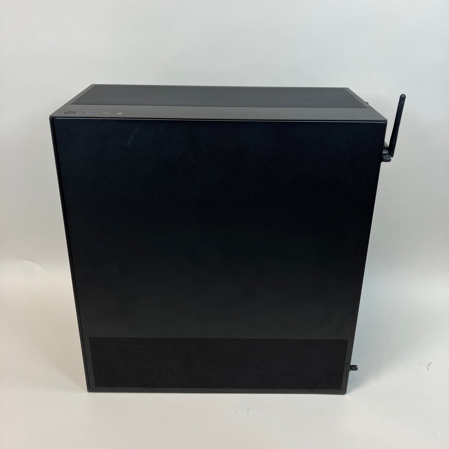 NZXT Ryzen 5 7600X 32GB RAM 1TB ASUS TUF Gaming GeForce RTX 4080 Liquid Cooled