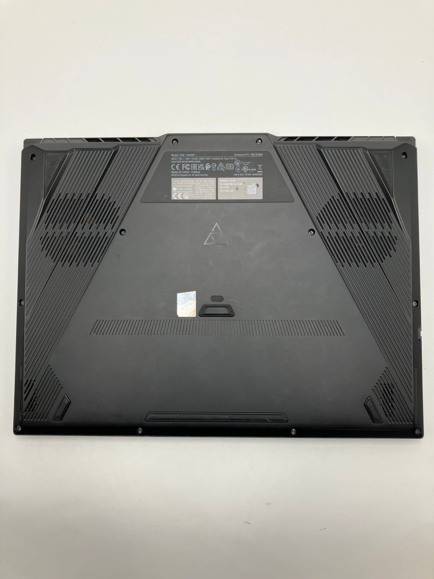 ASUS ROG Zephyrus G16 GX650PZ-XS96 Ryzen 9 12GB RAM 1TB GeForce RTX 4080 Laptop