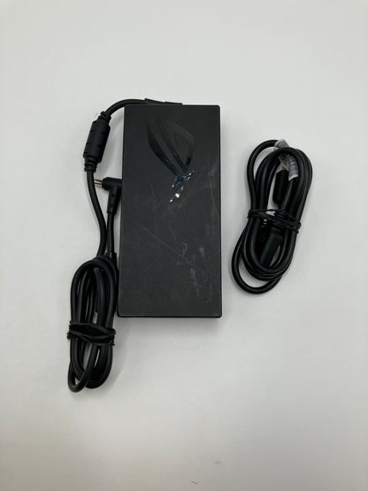 ASUS ROG Zephyrus G16 GX650PZ-XS96 Ryzen 9 12GB RAM 1TB GeForce RTX 4080 Laptop