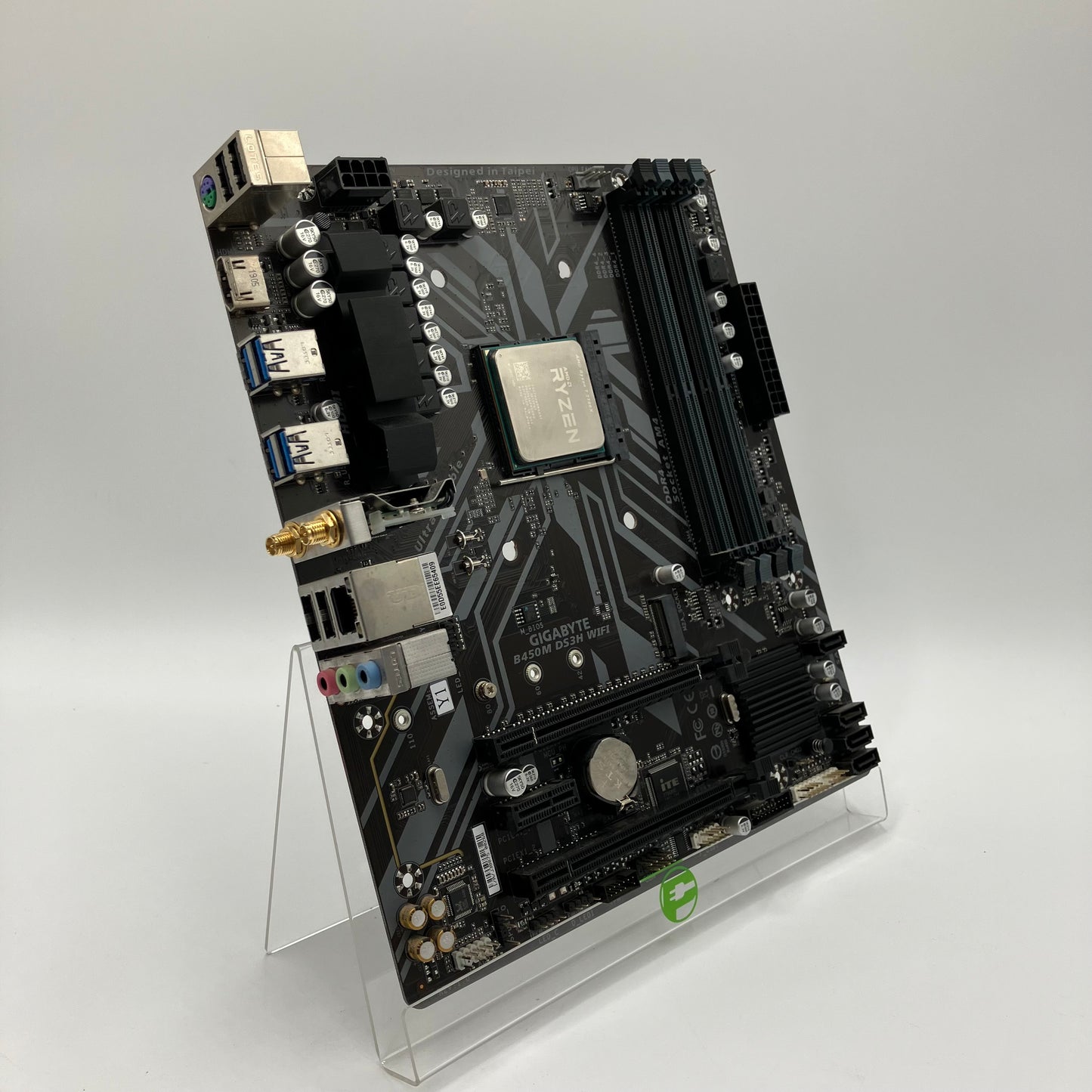 Gigabyte B450M Ds3H WiFi CF AM4 microATX AMD Ryzen 7 2700X Motherbroad CPU Combo