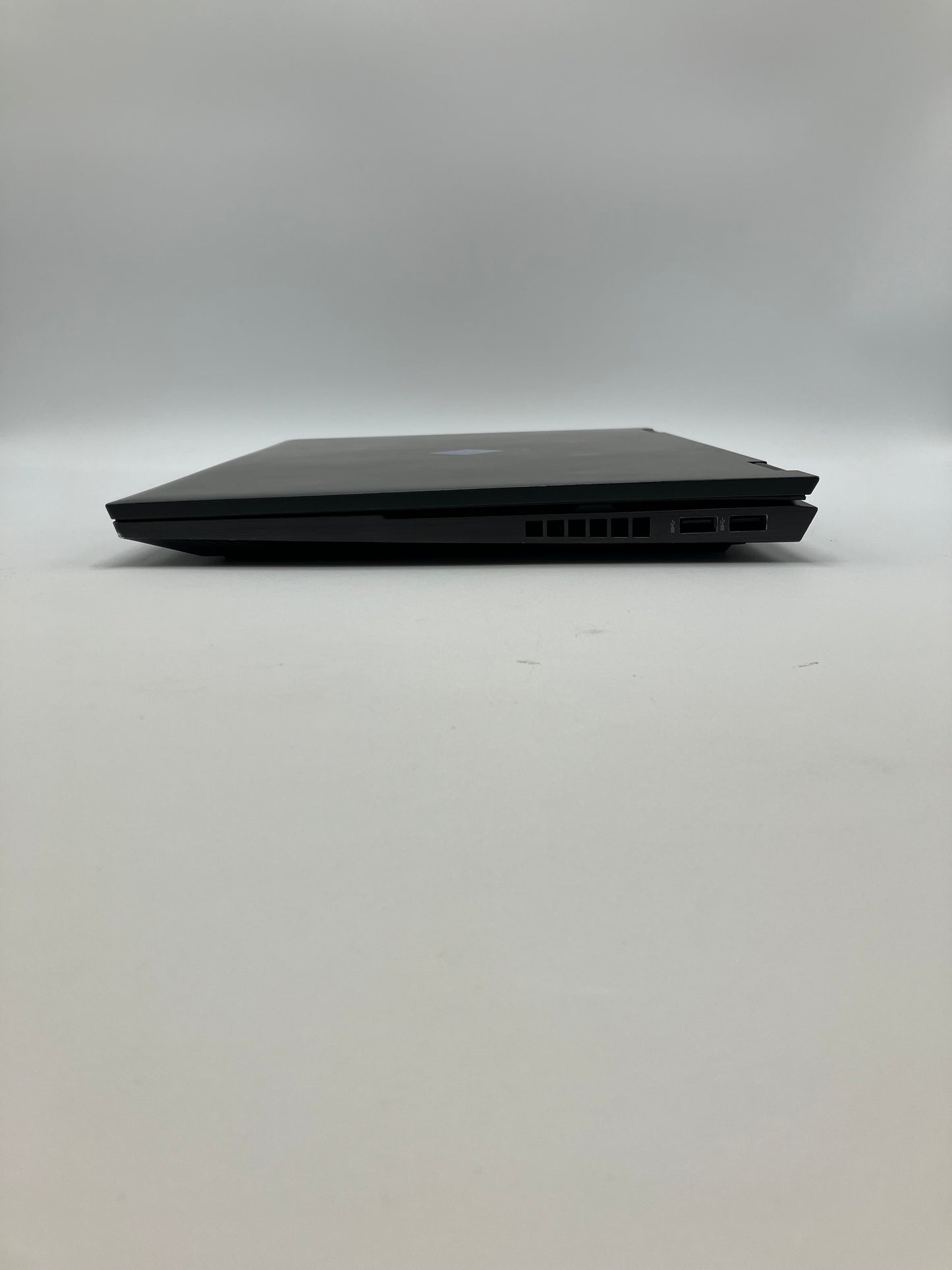 HP 16-c0xxx X64 16.1" Ryzen 7 5800H 3.2GHz 16GB RAM 1TB SSD Radeon 6600 RXM