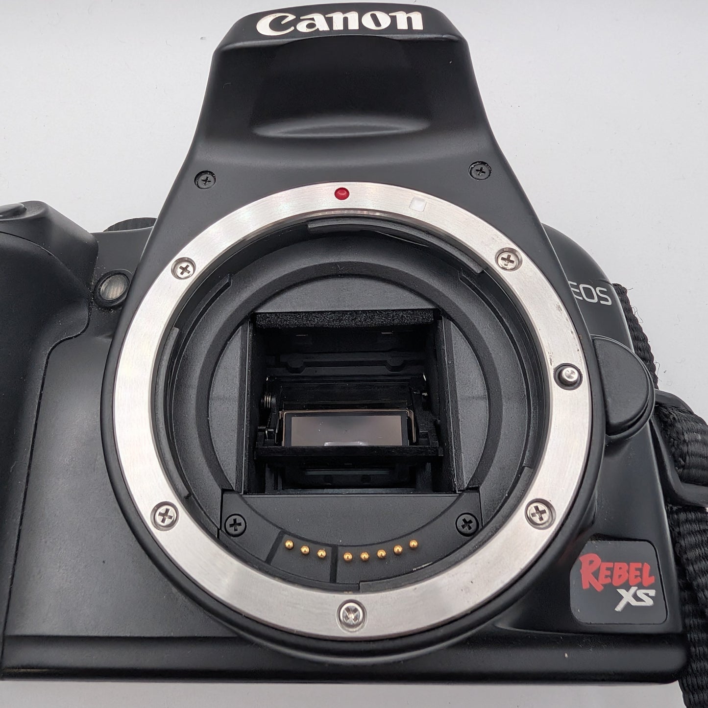Canon REBEL XS EOS DS126191 10.1MP DSLR Digital Camera Black READ